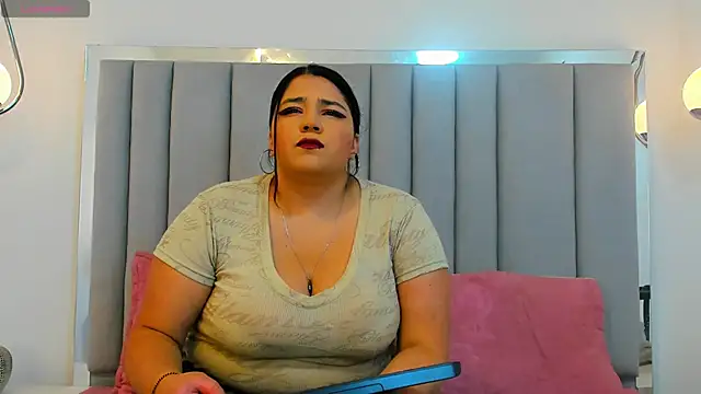 Lilith Aliany  online show from 12/02/25, 01:28