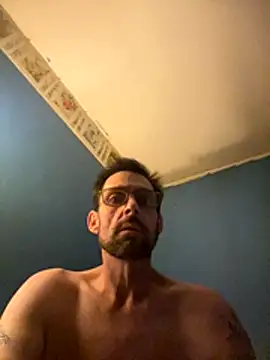 biggdaddyandqueenn online show from 11/17/25, 12:33