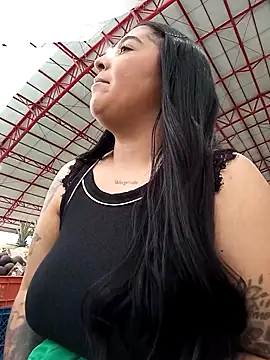 sabrina-1 online show from 11/25/25, 09:15