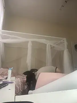 baeezzyy online show from 12/05/25, 05:31