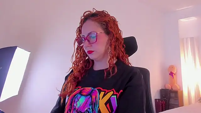 MistressErza online show from 07/09/26, 06:01