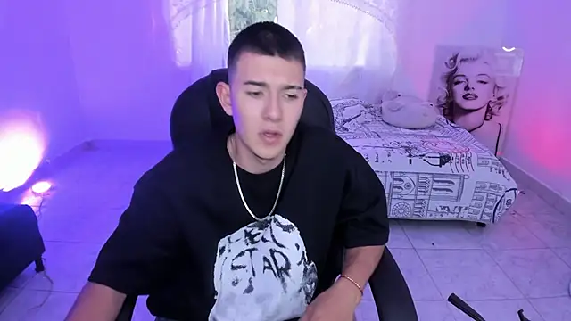 Aleck Boy online show from 12/13/25, 07:53