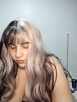 lele inocente online show from 12/01/25, 03:22