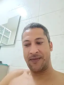 Arrombador20 online show from 04/01/26, 04:57