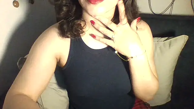 Snapshot of PLAYMATE6373 chatting on 11/21/25, 05:00 PLAYMATE6373 online show from 11/21/25, 05:00