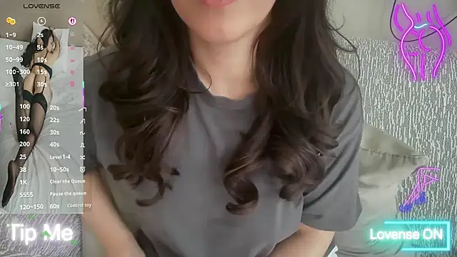 PLAYMATE6373 online show from 04/29/26, 01:04