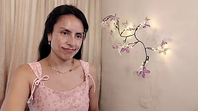 Bella Exhibition online show from 04/23/26, 07:05