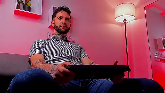 Supreme Alpha online show from 11/23/25, 12:32