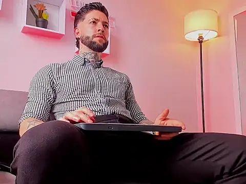 Supreme Alpha online show from 11/26/25, 07:37