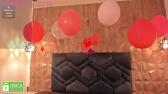 Kiara velvet   online show from 02/18/26, 07:32