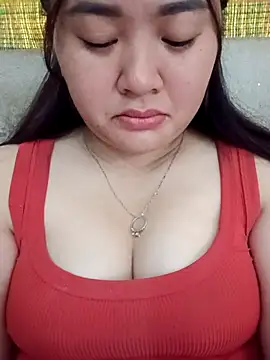 Bee-bgolden online show from 11/11/25, 02:00