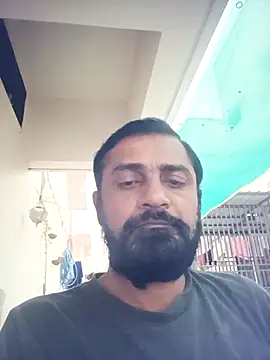 RubyEntity online show from 12/04/25, 12:25