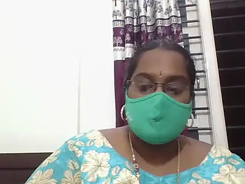hootypriya online show from 02/01/26, 05:22