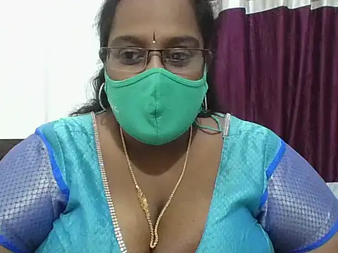 hootypriya online show from 02/02/26, 01:32