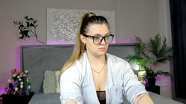 AnabeleBliss online show from 07/28/26, 12:48
