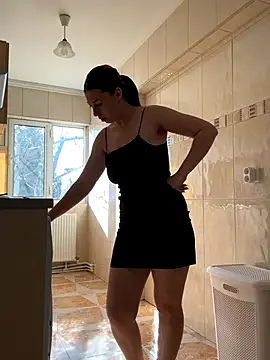 EdaQueen online show from 11/24/25, 10:48