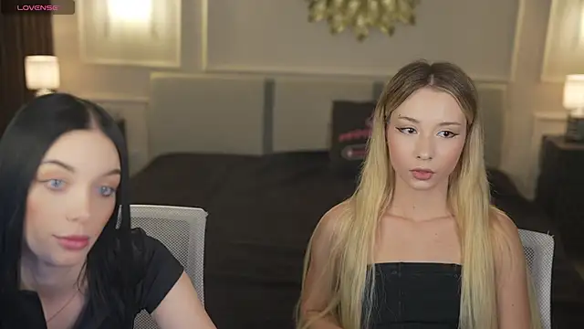 Rita Moon054 online show from 04/24/26, 11:01