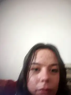 Snapshot of Leacouturierrr chatting on 11/04/25, 01:54 Leacouturierrr online show from 11/04/25, 01:54