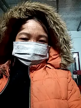 Snapshot of Sasu-u chatting on 11/04/25, 02:49 Sasu-u online show from 11/04/25, 02:49