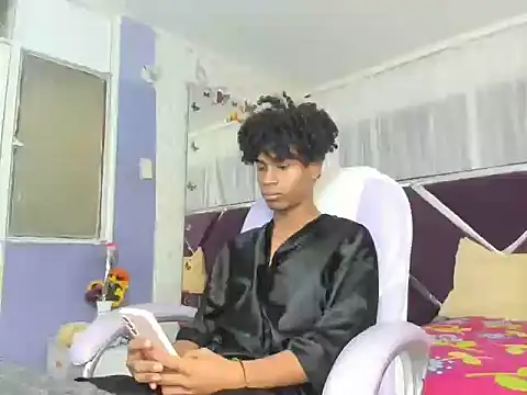 Santy bigcock 01 online show from 01/07/26, 02:30