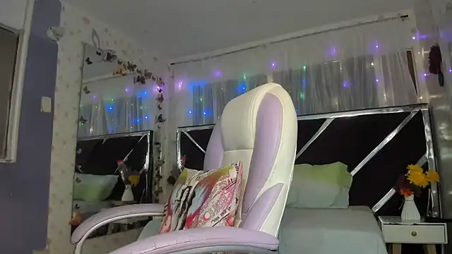 Santy bigcock 01 online show from 03/25/26, 05:52