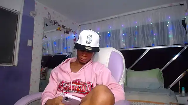 Santy bigcock 01 online show from 04/25/26, 01:41
