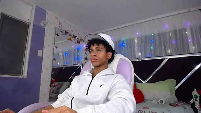 Santy bigcock 01 online show from 05/29/26, 12:58