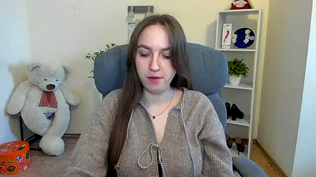 Nesie-Stoun online show from 11/18/25, 09:47