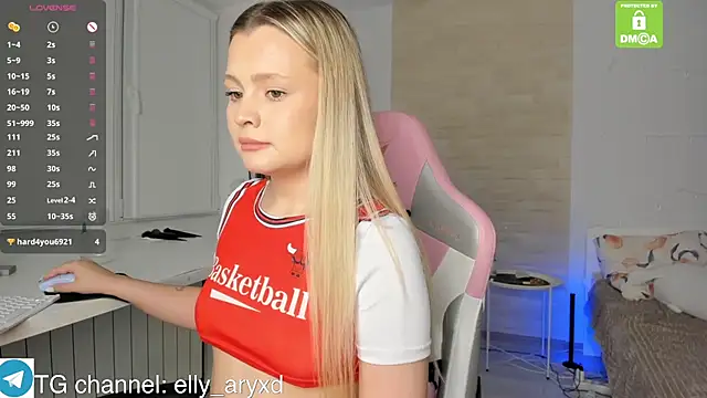 elly aryxd online show from 11/24/25, 04:18