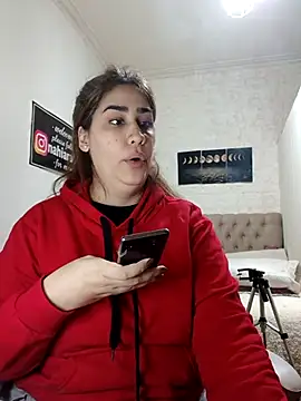 Snapshot of nahiarabiel33 chatting on 07/01/26, 06:18 nahiarabiel33 online show from 07/01/26, 06:18