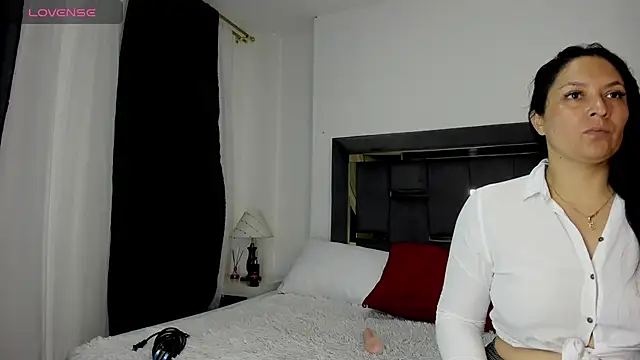 CatleyaSmith online show from 01/16/26, 12:09