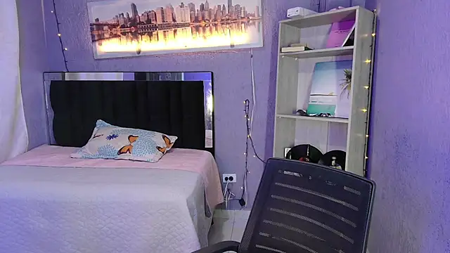 lyam ebony  online show from 11/13/25, 09:03