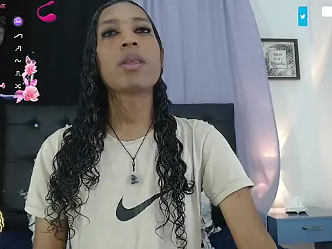 MiaCoock online show from 11/27/25, 12:40