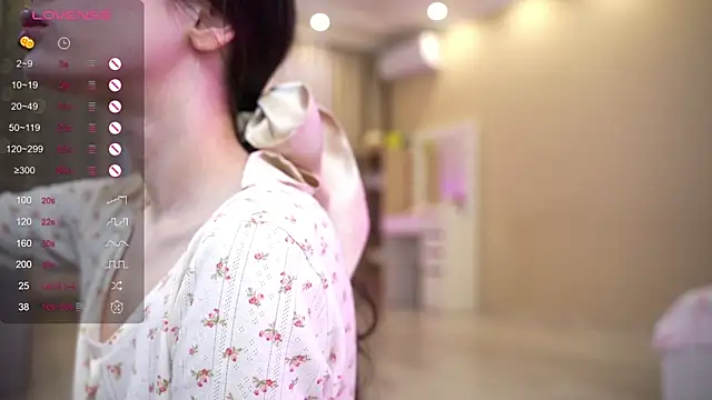 Bananalizzy online show from 04/18/26, 10:52