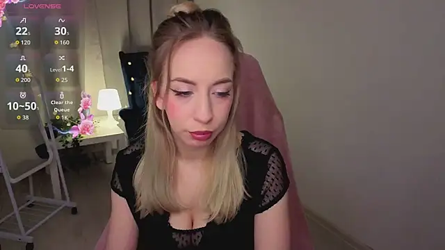 IsabelleBliz online show from 02/24/26, 10:19