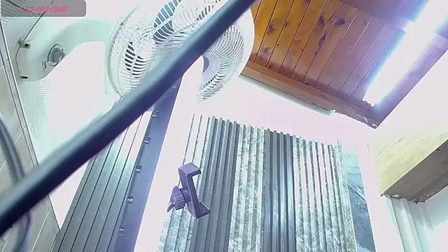 Caitlyn-Joness  online show from 11/14/25, 07:12