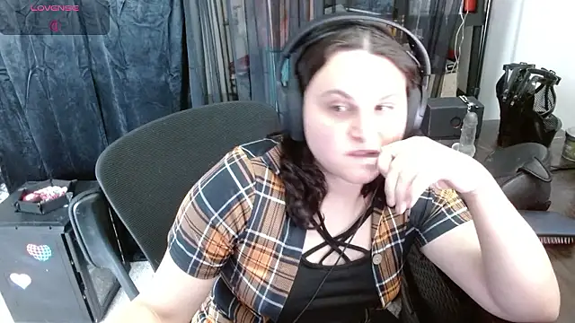 Snapshot of Salacious_Sage chatting on 02/21/26, 10:00 Salacious Sage online show from 02/21/26, 10:00