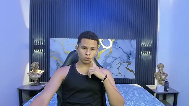 Liams18 online show from 04/10/26, 03:34