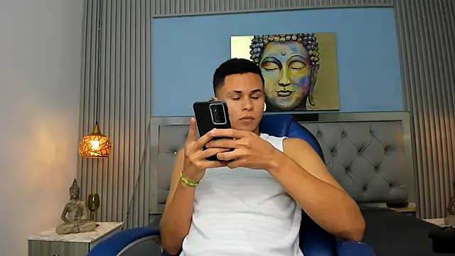 Liams18 online show from 04/14/26, 03:12