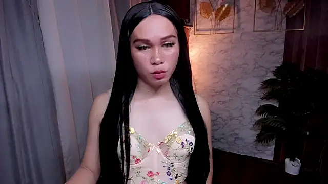 Snapshot of xSlave_Doll chatting on 12/01/25, 04:45 xSlave Doll online show from 12/01/25, 04:45