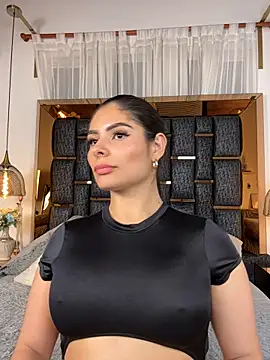 LINDA HYLTON online show from 11/12/25, 12:33