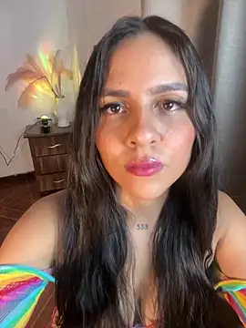 alisaa jhons1 online show from 04/21/26, 12:23