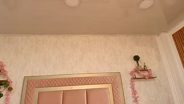 Madhison 5 online show from 02/13/26, 12:23