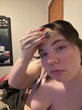 juicygoth202 online show from 12/04/25, 11:57