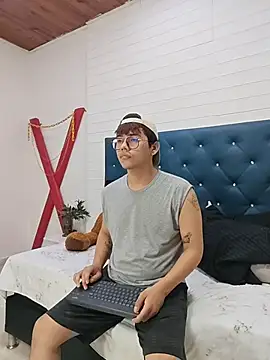 benjiDom online show from 11/11/25, 12:05