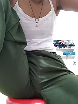 Isha kumari 69 online show from 03/14/26, 04:45