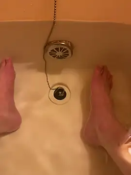 houkeiboy78 online show from 04/23/26, 10:14