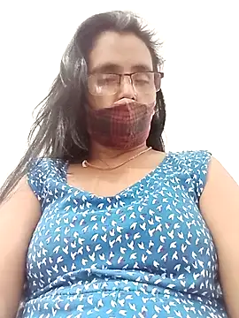 sanjana077 online show from 02/15/26, 01:24