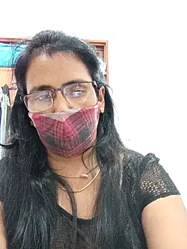 sanjana077 online show from 03/31/26, 07:58