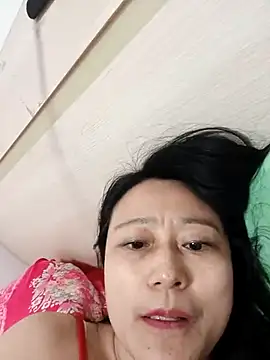 meiNv79 online show from 11/26/25, 12:17